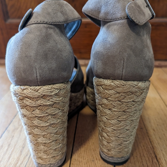 Stuart Weitzman Gray Suede Wedges, Size 8.5 - Picture 5 of 10